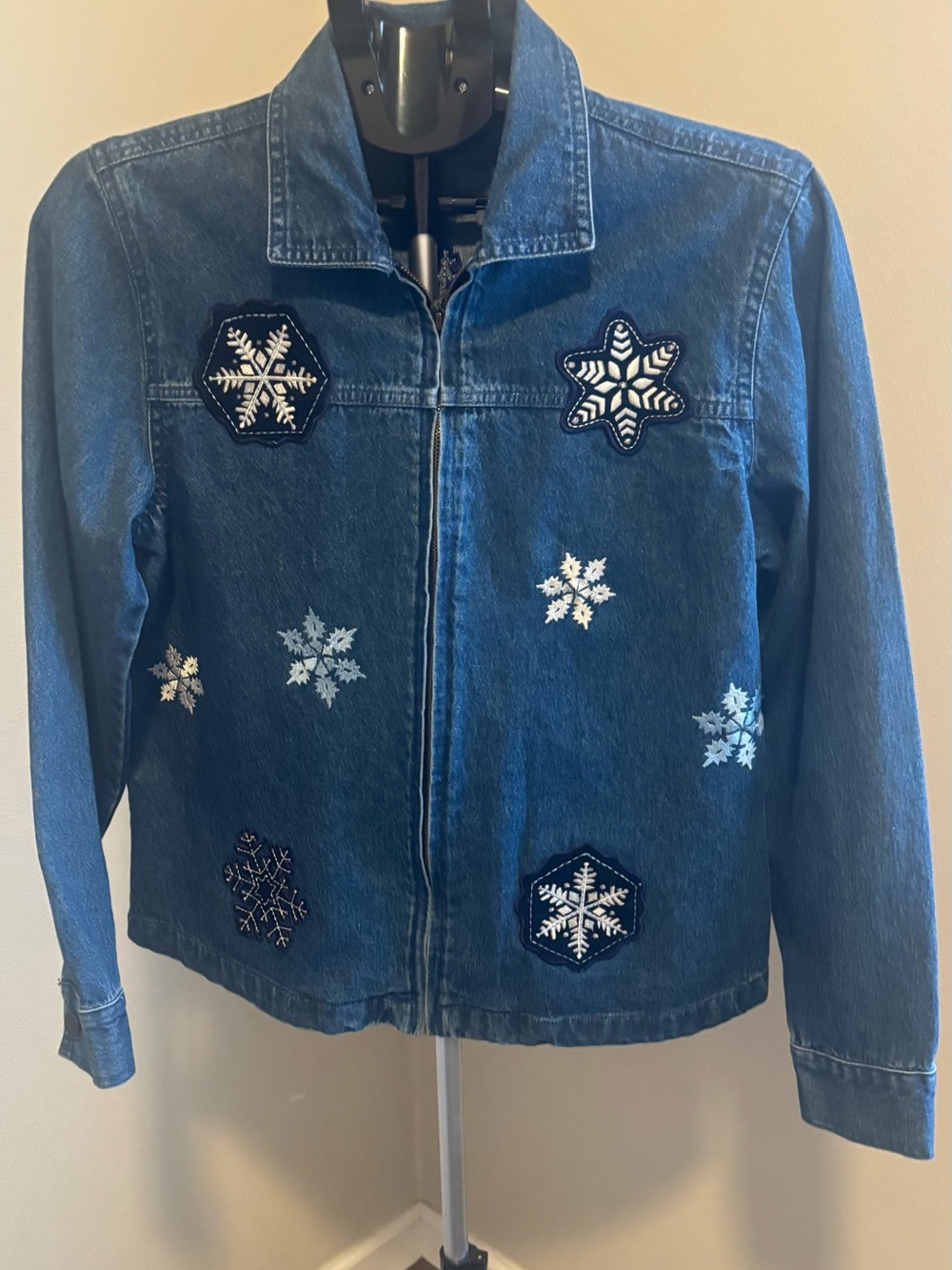 Vtg 90s NorthCrest Embroidered Snowflake Denim Jacket Zip Up Size M